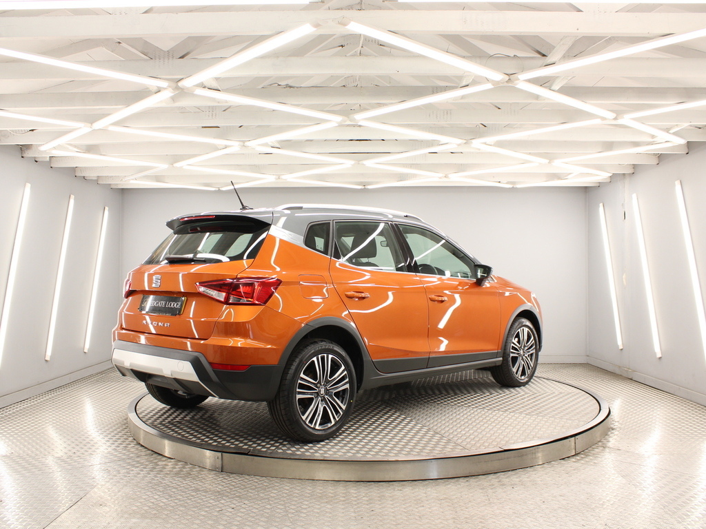 Seat Arona Suv SL18VYH Orange #4