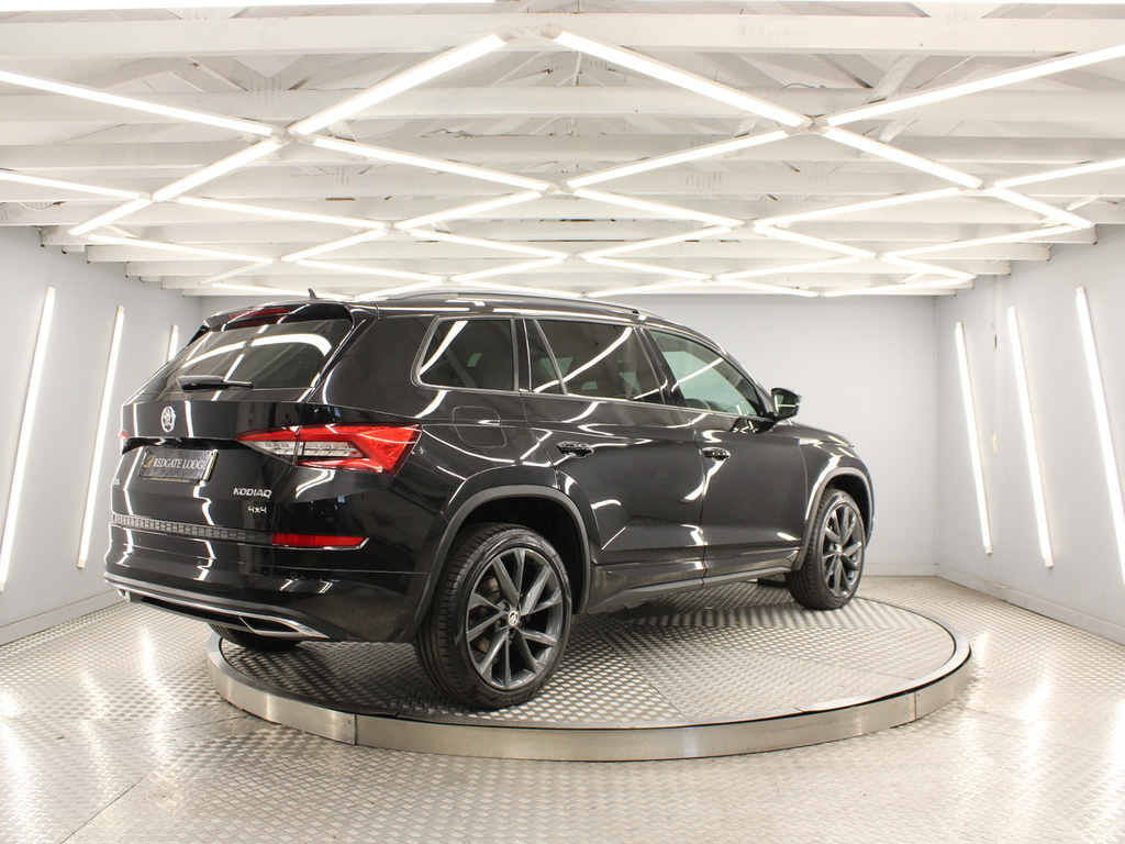 Skoda Kodiaq Suv MK68AVN Black #4