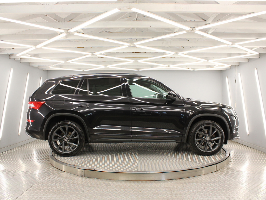 Skoda Kodiaq Suv MK68AVN Black #2