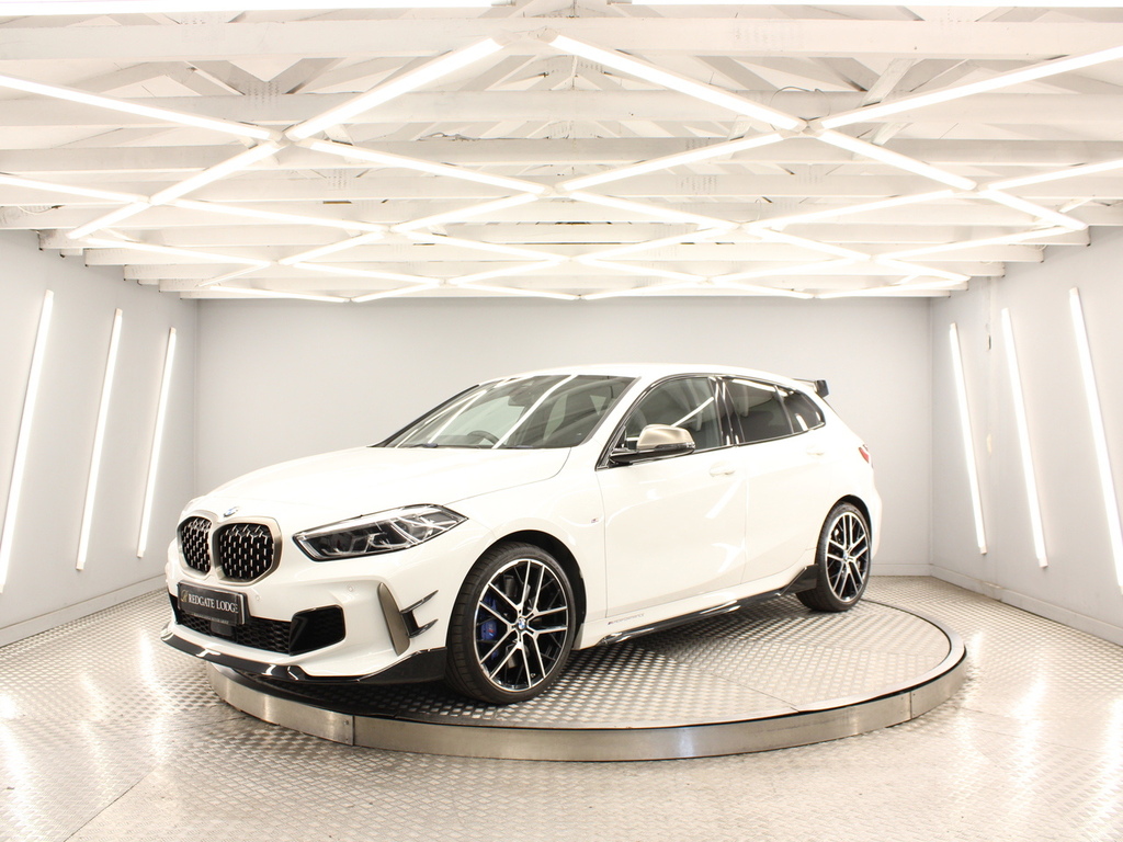 BMW 1 Series Hatchback YG70WSK White #5