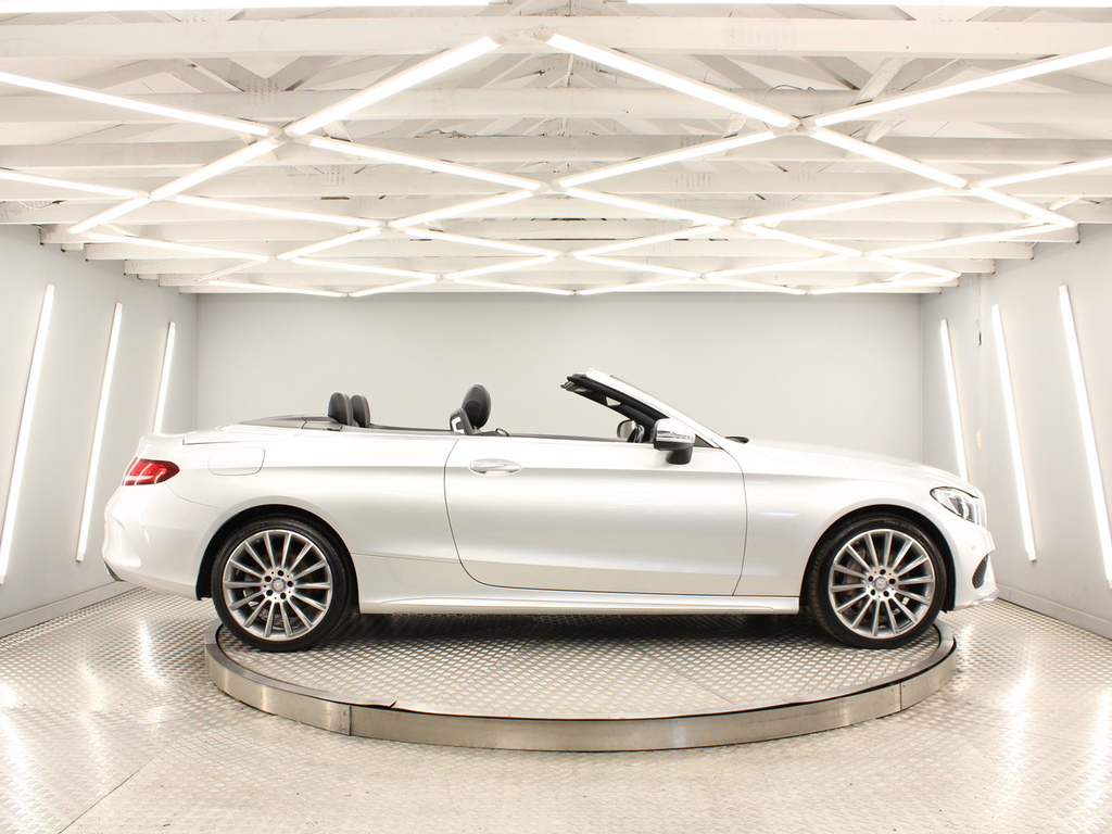 Mercedes-Benz C Class C 220 D 4Matic Amg Line Premium Plus Silver