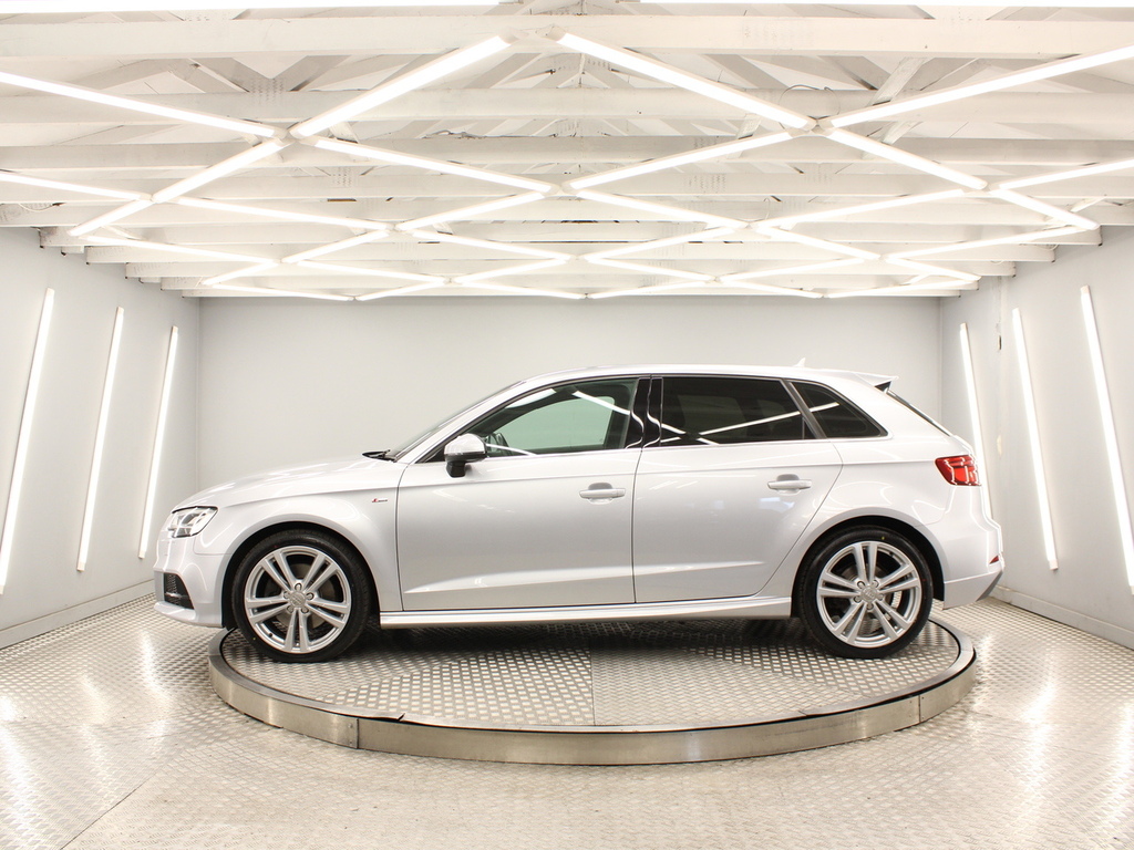 Audi A3 Hatchback OV18UXP Silver #2