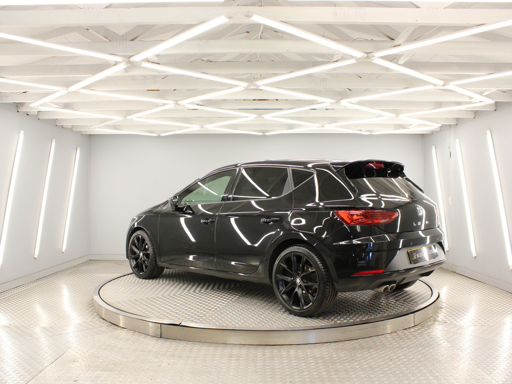 Seat Leon Hatchback AF69XSW Black #4
