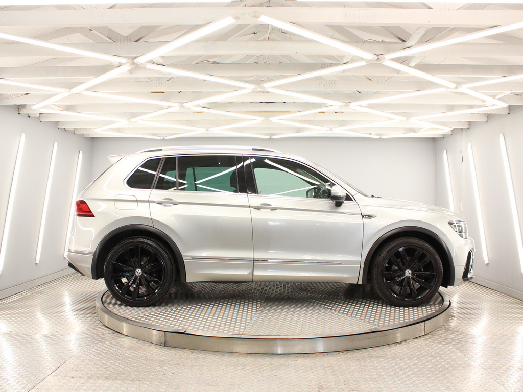 Volkswagen Tiguan Suv M90TJD Silver #2