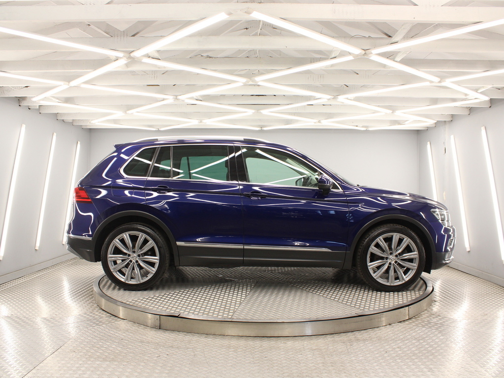 Volkswagen Tiguan Suv KK68LKD Blue #2