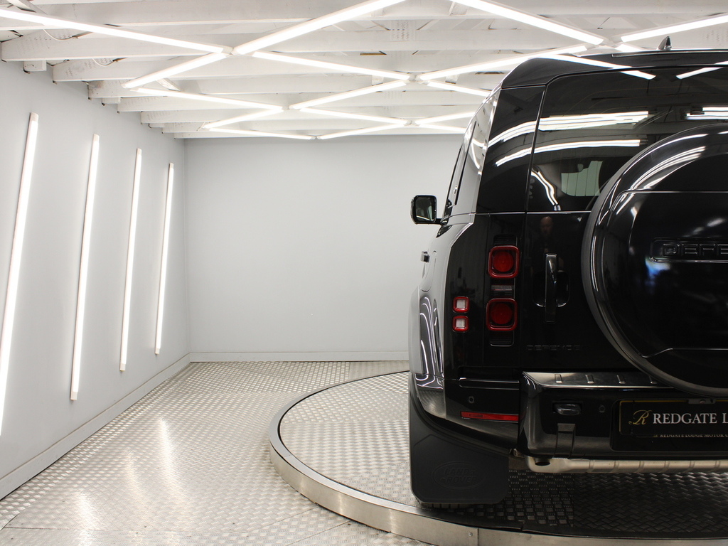 Land Rover Defender 110 D250 Mhev X-dynamic Se Black #51