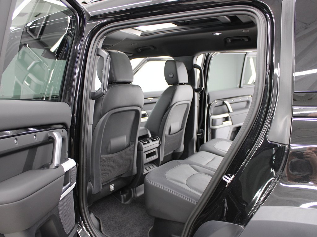 Land Rover Defender 110 D250 Mhev X-dynamic Se Black #39
