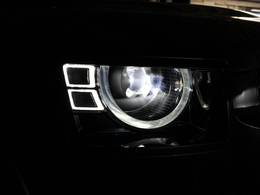 Land Rover Defender 110 D250 Mhev X-dynamic Se Black #65