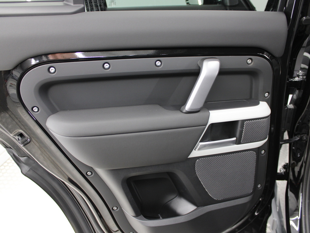 Land Rover Defender 110 D250 Mhev X-dynamic Se Black #14