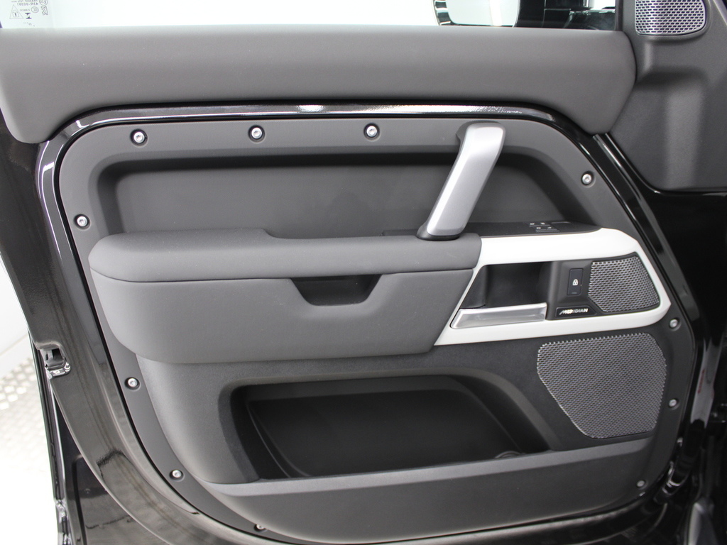 Land Rover Defender 110 D250 Mhev X-dynamic Se Black #13