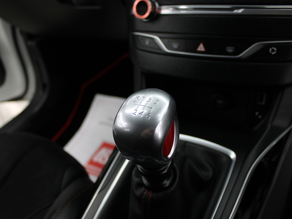 Peugeot 308 Gt White #34