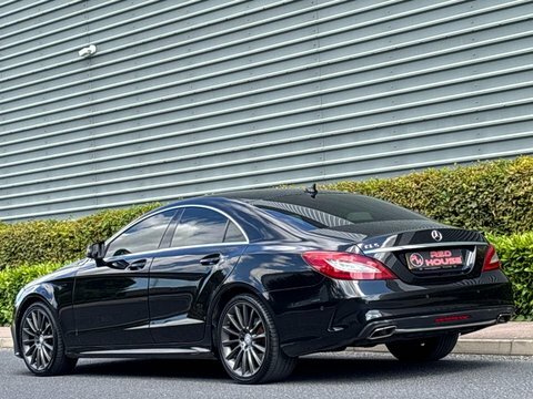 Mercedes-Benz CLS Amg Line White #8