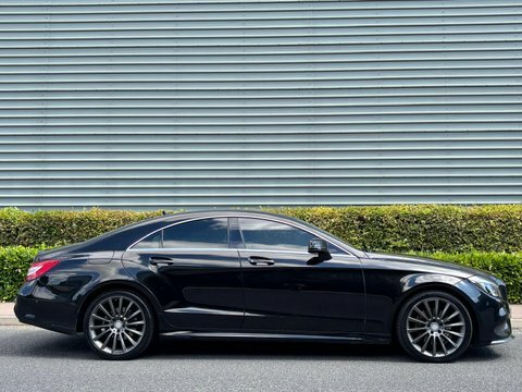 Mercedes-Benz CLS Cls220 D Amg Black #5