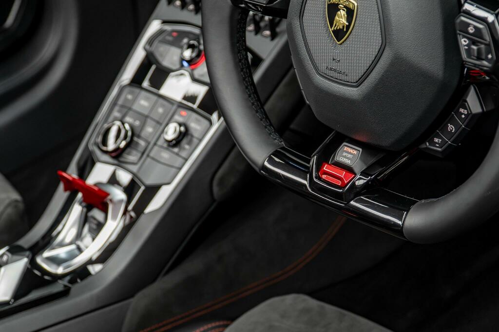 Lamborghini Huracan Huracan Lp 610-4 Black #38