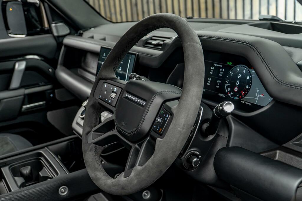 Land Rover Defender 130 X-dynamic Hse Grey #27