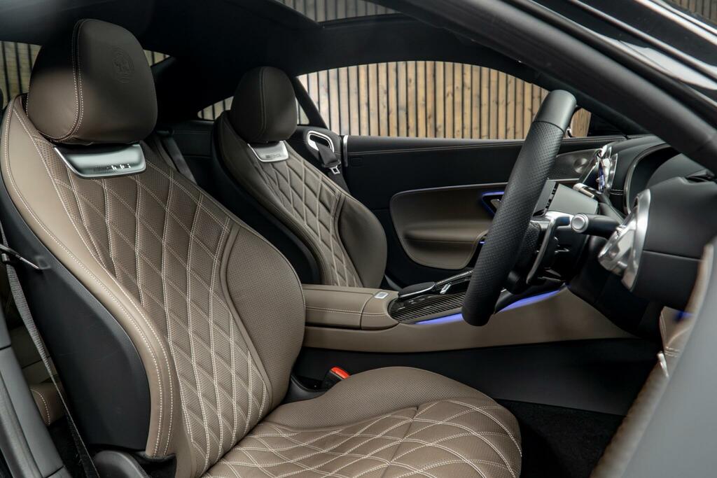 Mercedes-Benz AMG GT 4.0 55 V8 Biturbo Premium Plus Spds Mct 4Matic Black #2