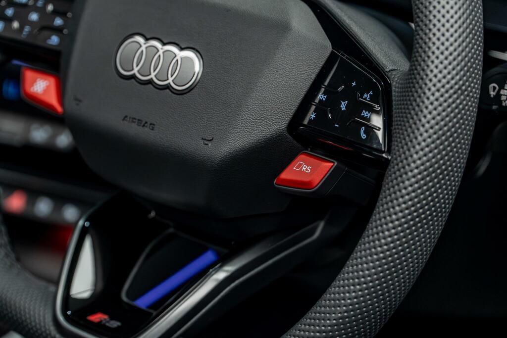 Audi RS3 2.5 Tfsi Sportback S Tronic Quattro Eur Green #38