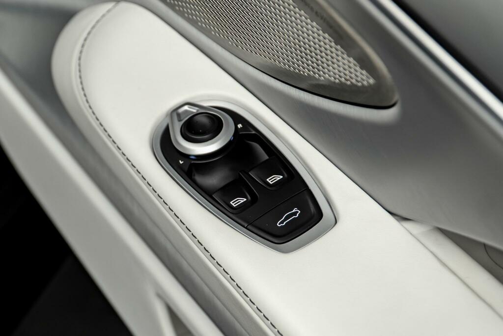Aston Martin Vanquish Automatic Grey #35