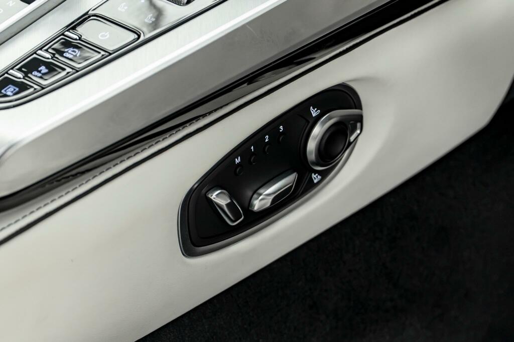 Aston Martin Vanquish Automatic Grey #47