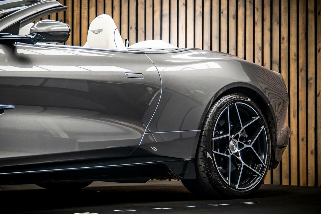 Aston Martin Vanquish Automatic Grey #18