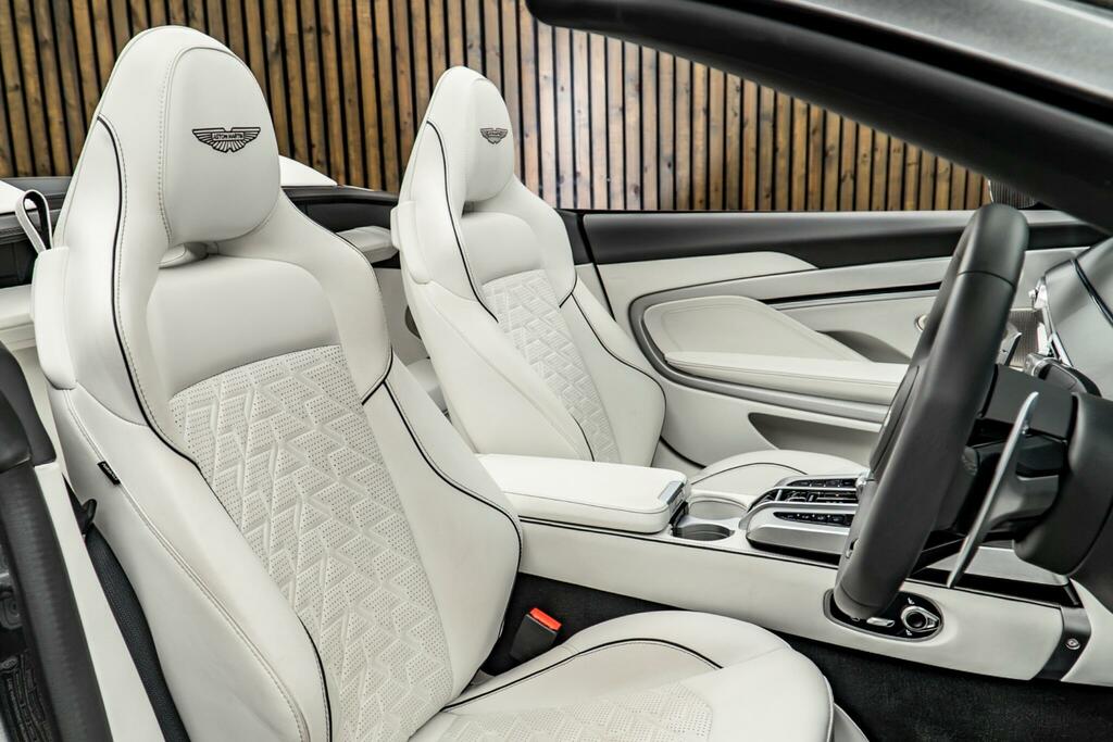 Aston Martin Vanquish 5.2 V12 Biturbo Volante Euro 6 Ss Grey #2