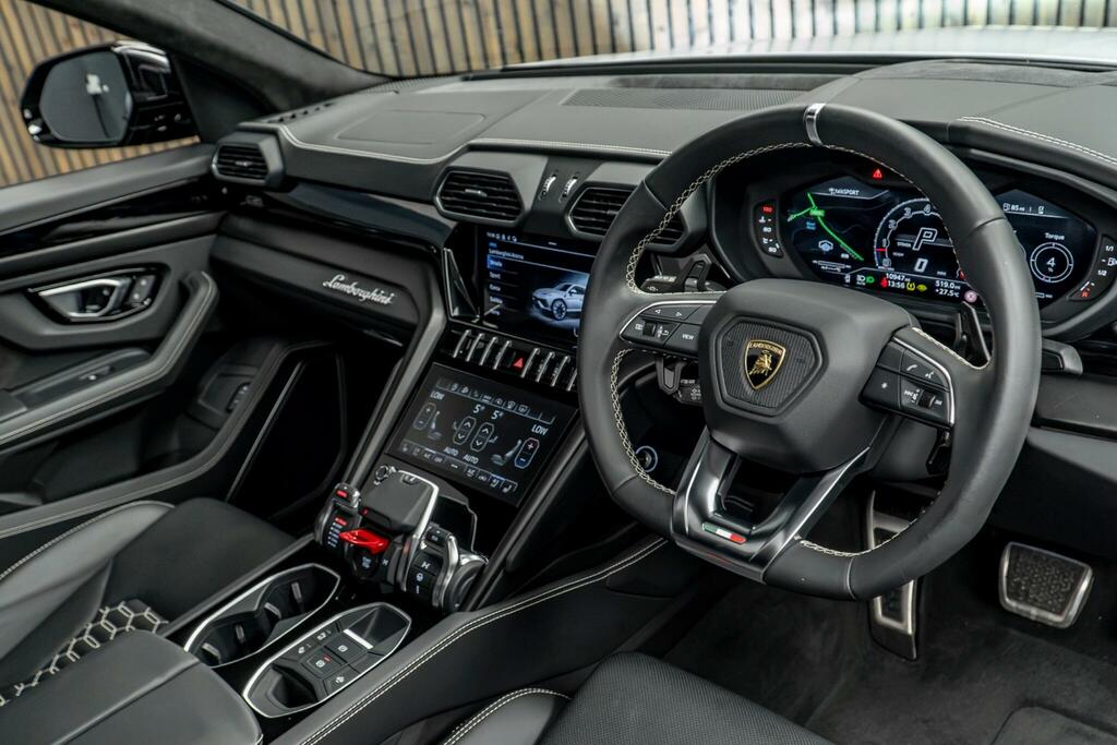 Lamborghini Urus 4L V8 S Black #23