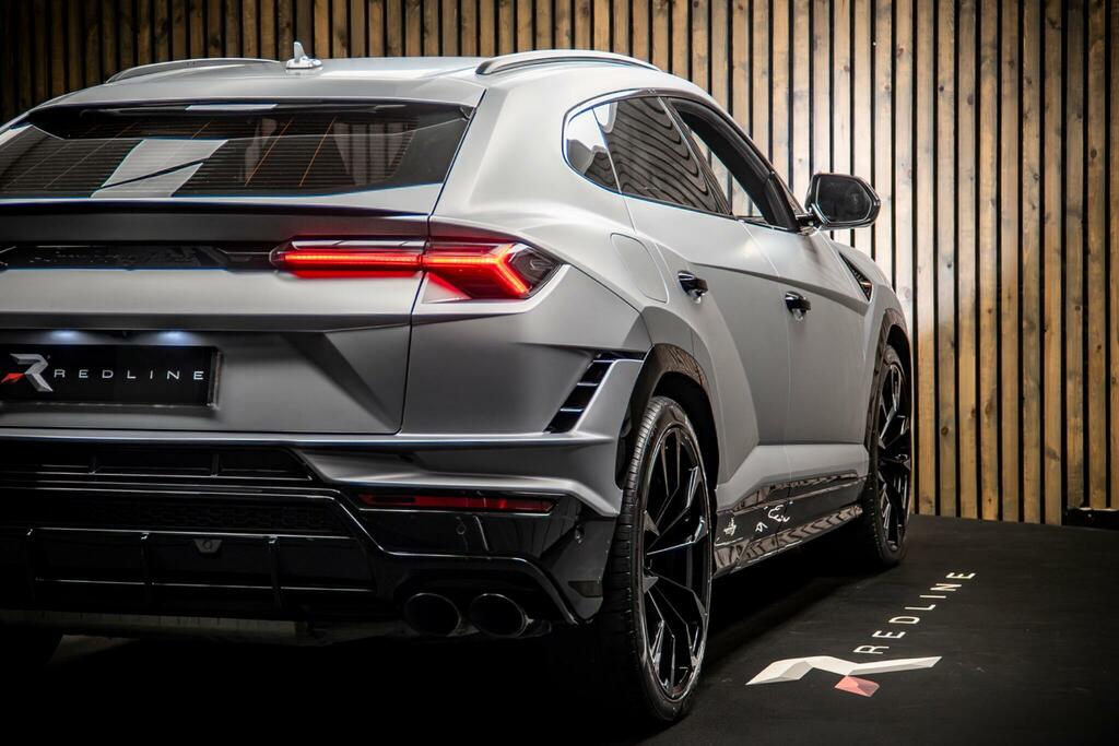 Lamborghini Urus 4L V8 S Black #21
