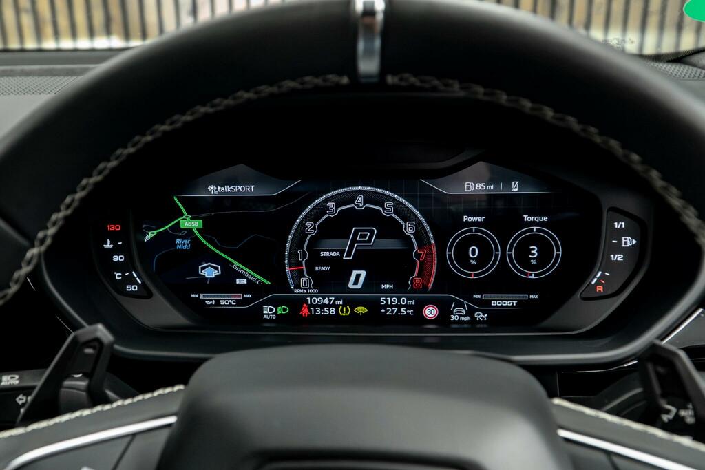 Lamborghini Urus 4L V8 S Black #35