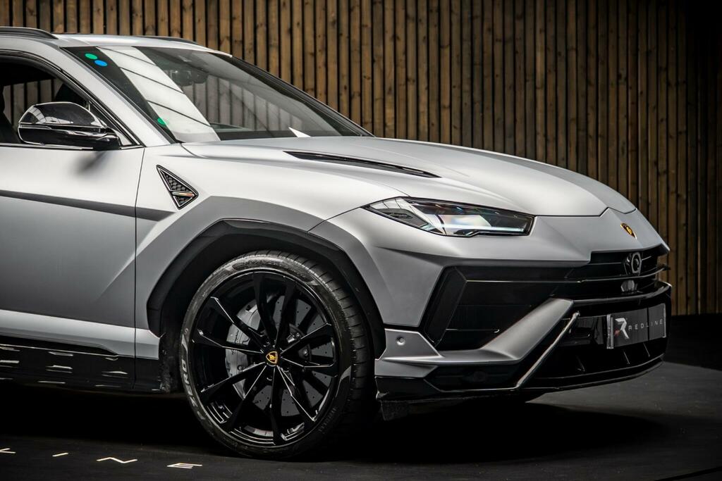Lamborghini Urus 4L V8 S Black #10