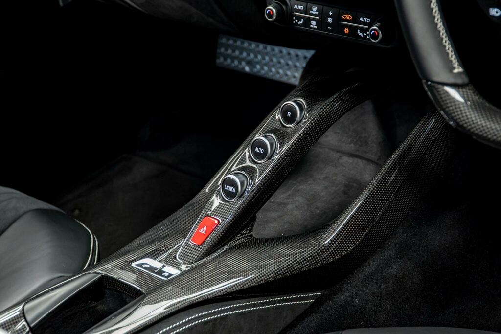 Ferrari 812 Superfast 812 Superfast #34