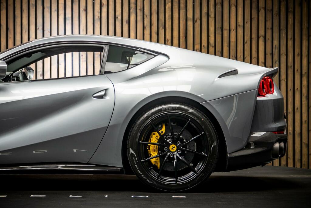 Ferrari 812 Superfast 812 Superfast #18
