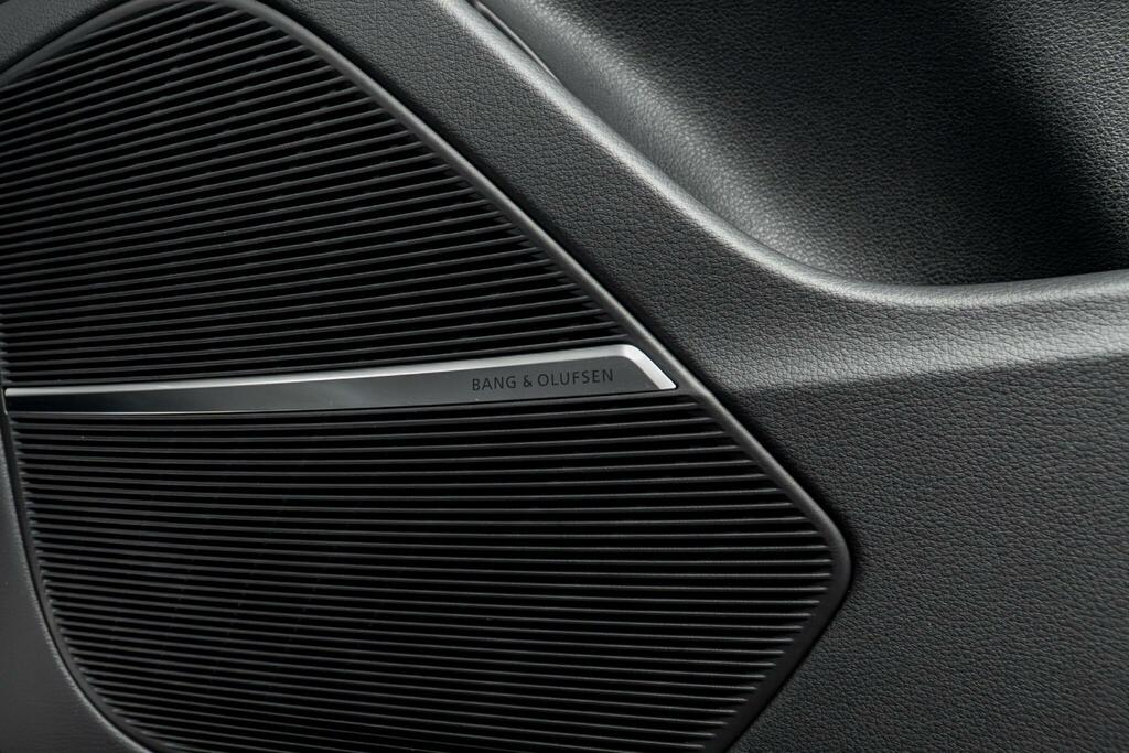 Audi RSQ8 Tfsi Quattro Launch Edition Tiptronic Grey #44