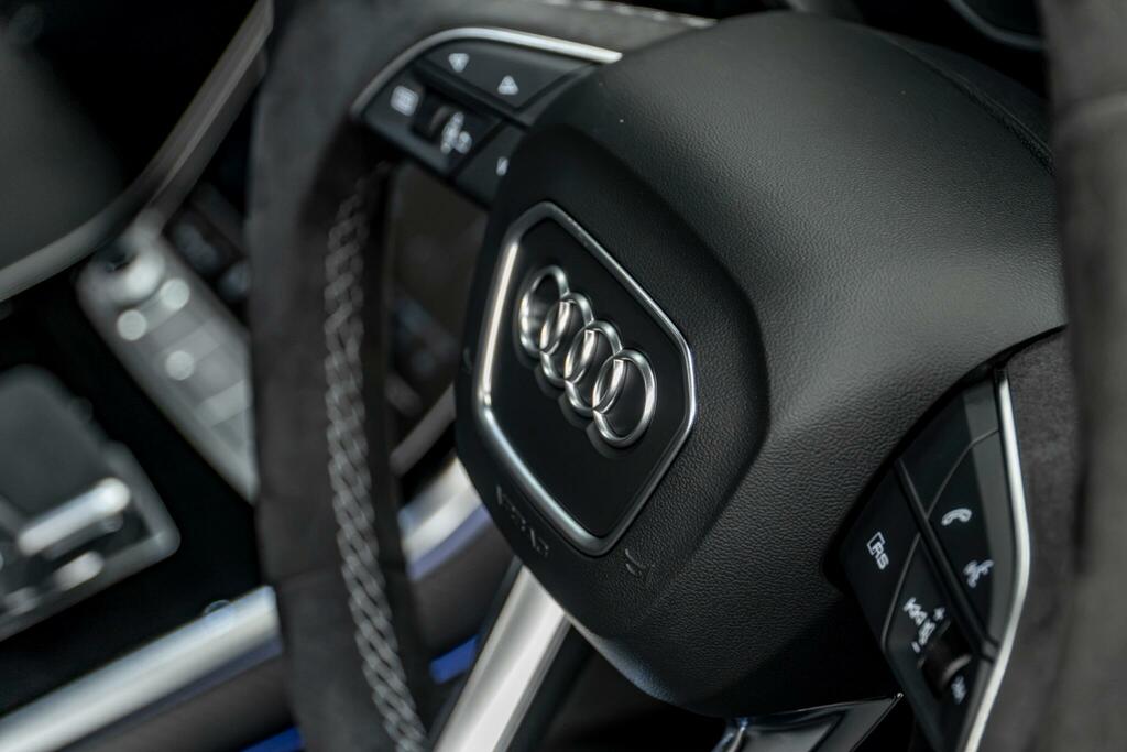 Audi RSQ8 Tfsi Quattro Launch Edition Tiptronic Grey #36