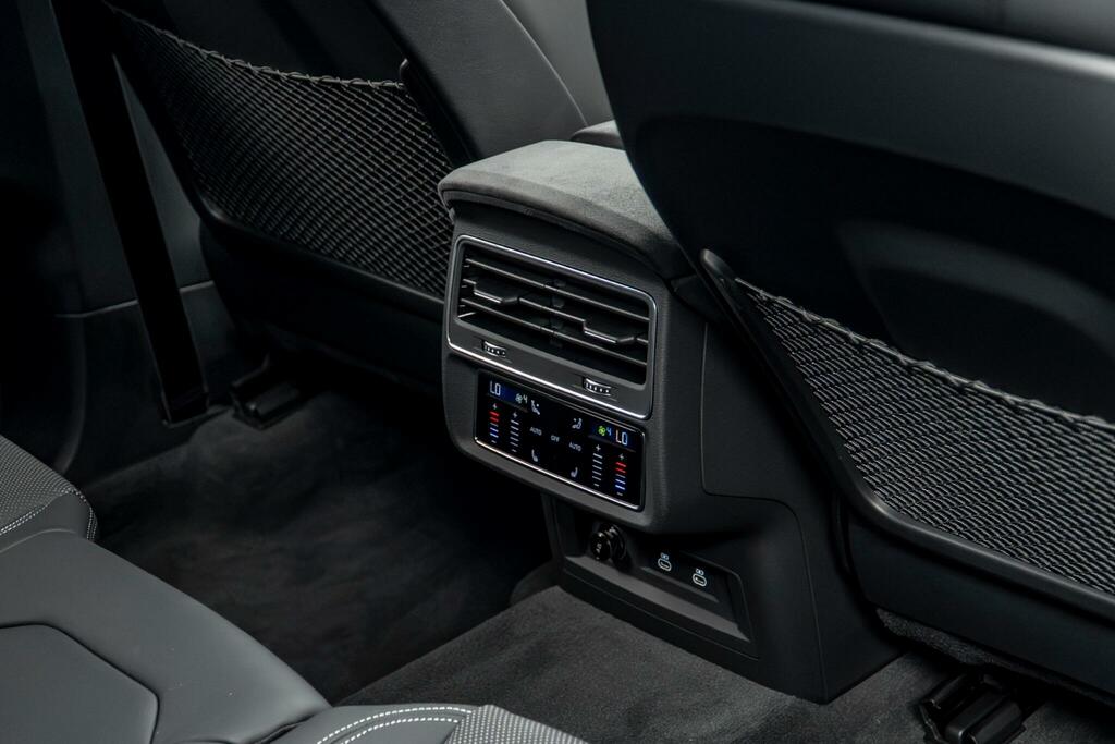 Audi RSQ8 Tfsi Quattro Launch Edition Tiptronic Grey #49