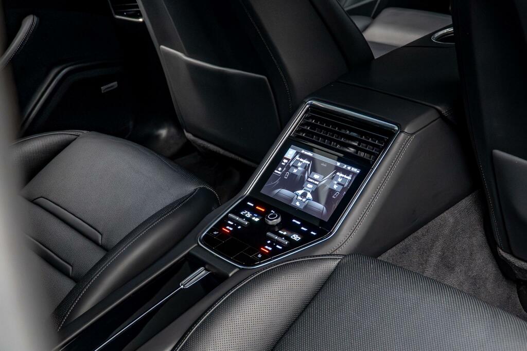 Porsche Panamera 4S Pdk #48