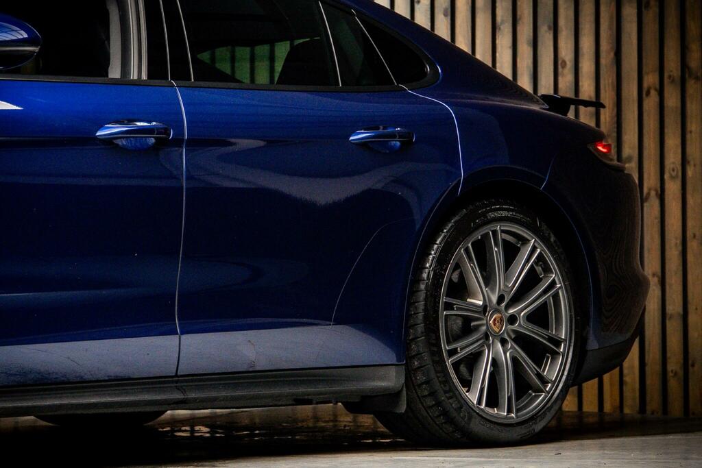 Porsche Panamera 4S Pdk #16