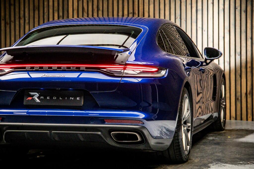 Porsche Panamera 4S Pdk #21