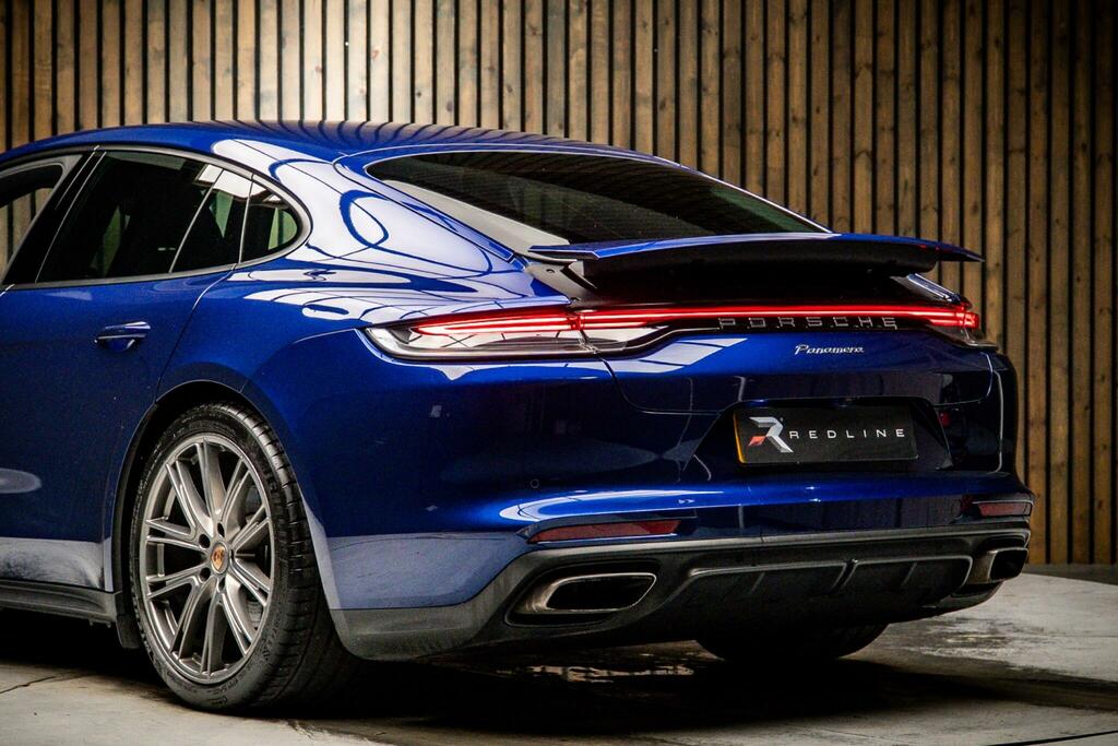 Porsche Panamera 4S Pdk #20
