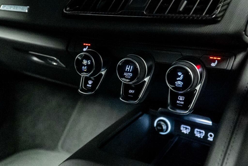 Audi R8 R8 Performance Carbon Black V10 Quattro S-a Grey #32