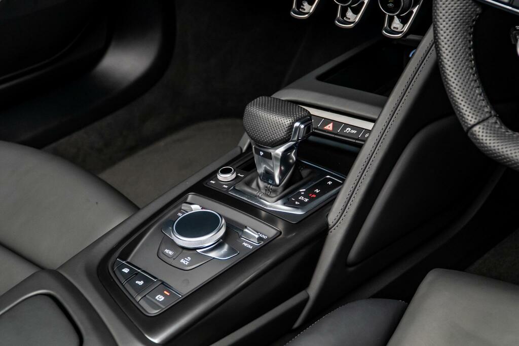Audi R8 R8 Performance Carbon Black V10 Quattro S-a Grey #27