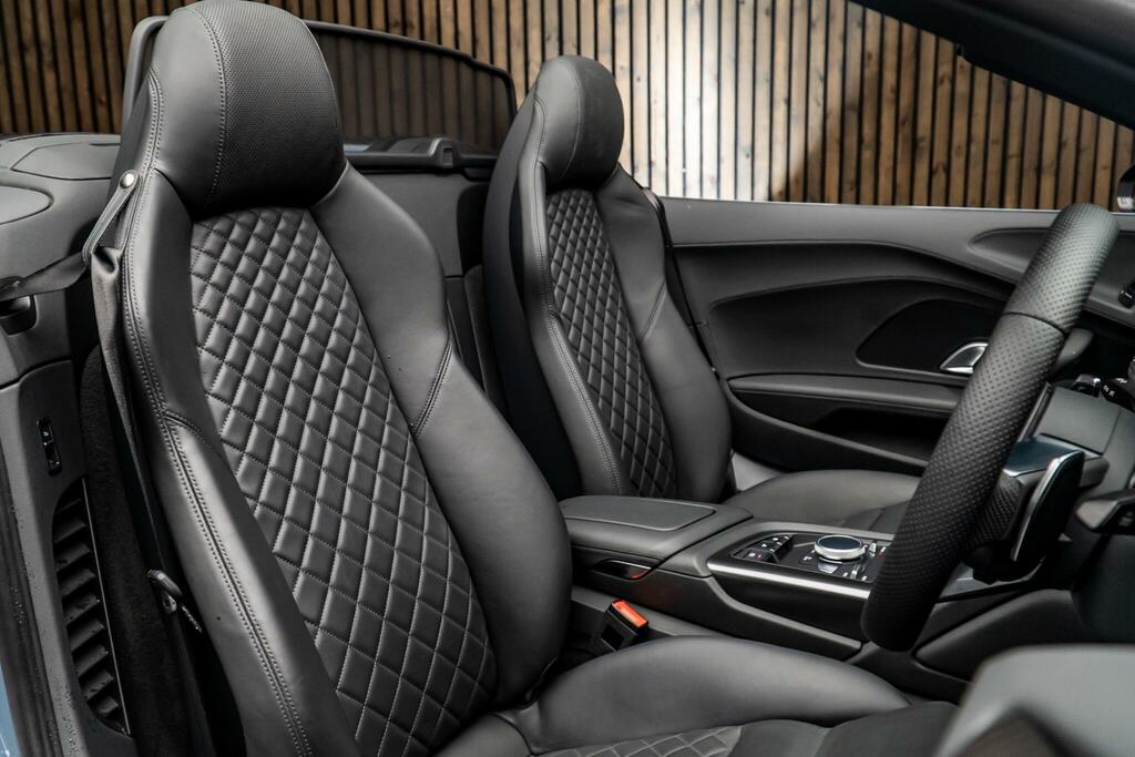 Audi R8 R8 Performance Carbon Black V10 Quattro S-a Grey #2