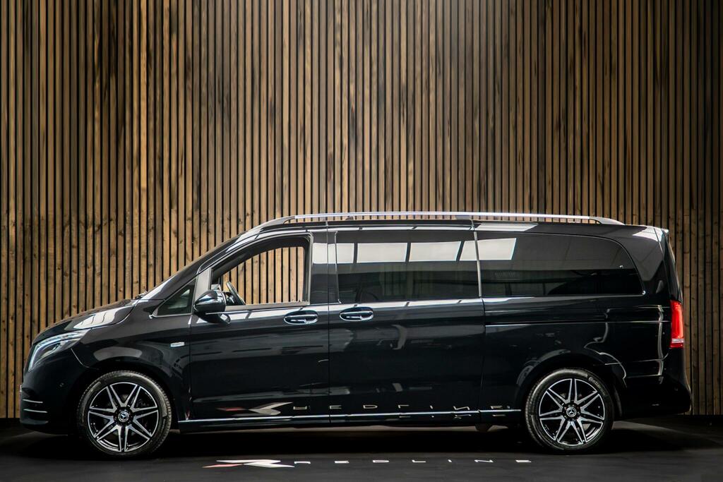 Mercedes-Benz V Class V 300 D Amg Black #15