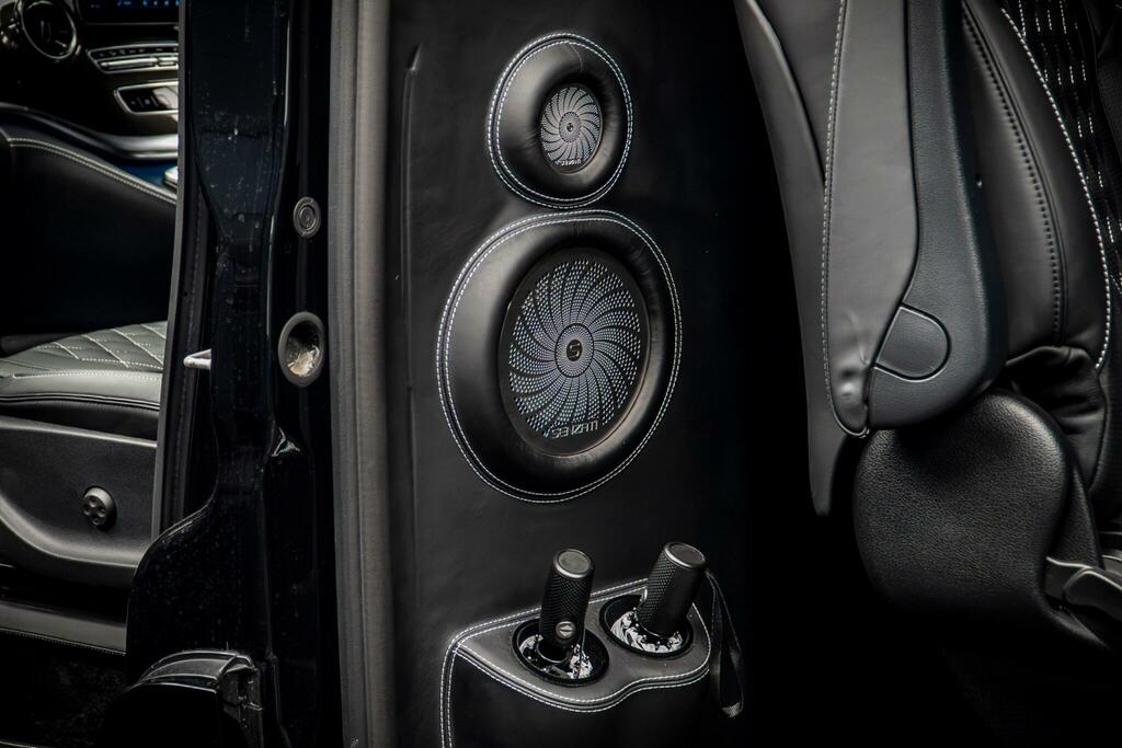Mercedes-Benz V Class V 300 D Amg Black #44