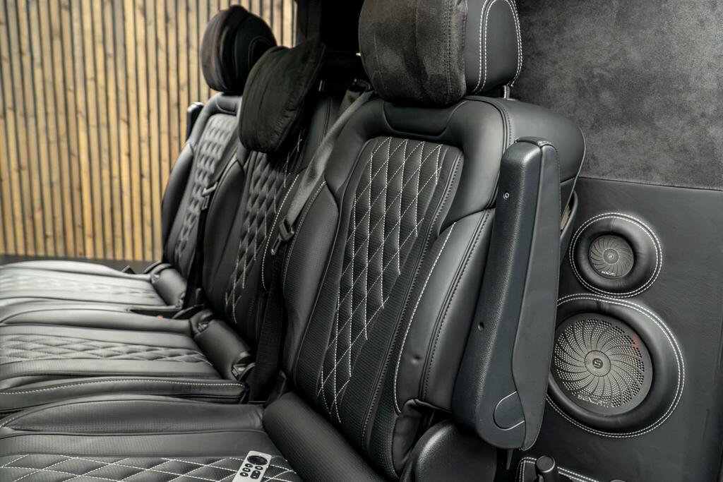 Mercedes-Benz V Class V 300 D Amg Black #42