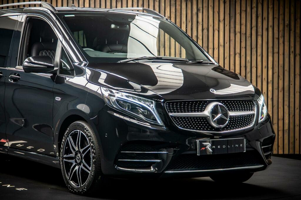 Mercedes-Benz V Class V 300 D Amg Black #11
