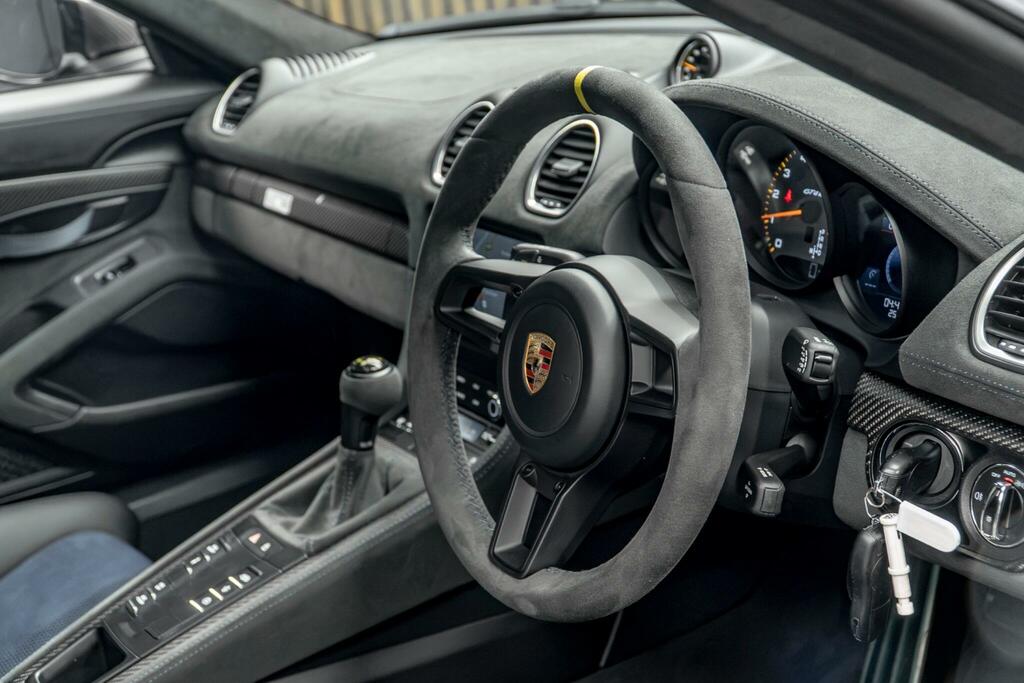 Porsche 718 Cayman Cayman Style Edition Grey #24