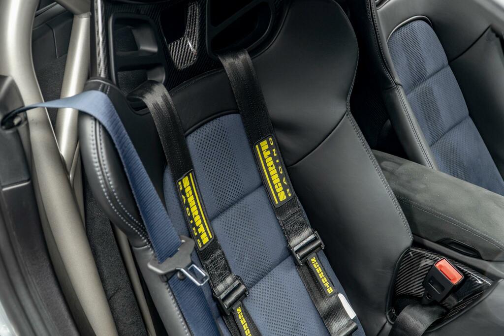Porsche 718 Cayman Cayman Style Edition Grey #32