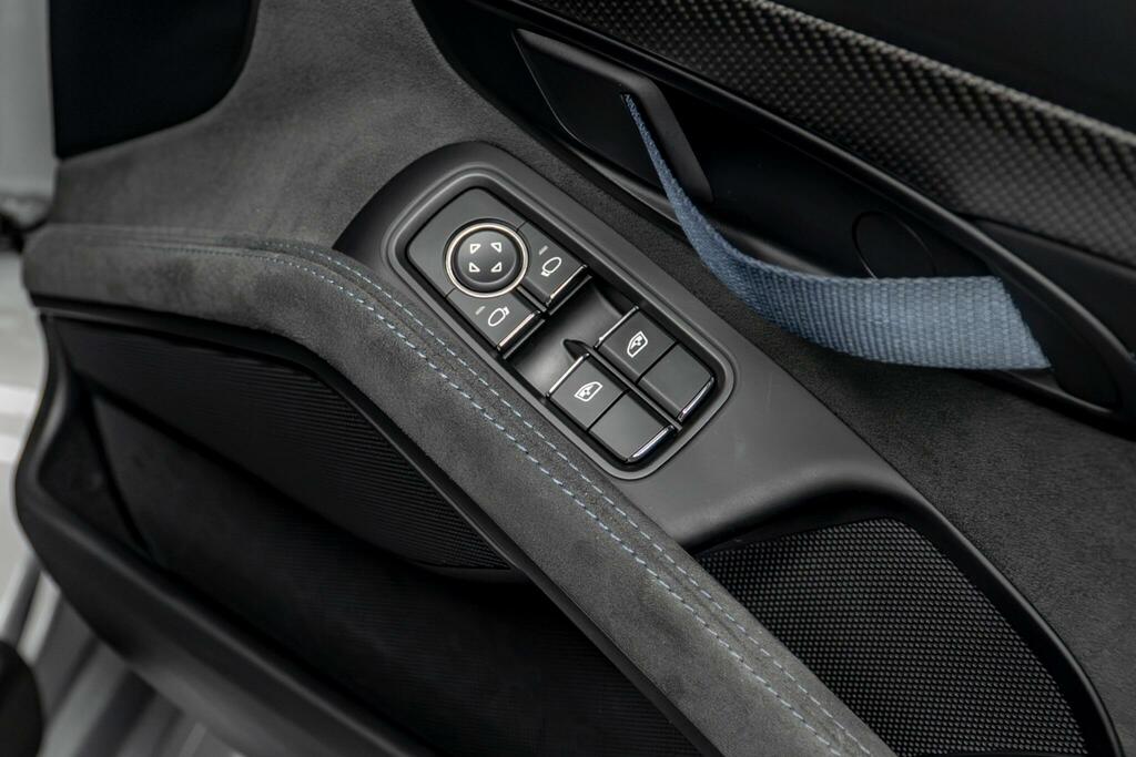 Porsche 718 Cayman Cayman Style Edition Grey #28
