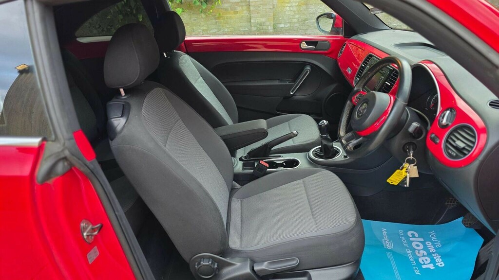 Volkswagen Beetle 1.2 L 1.2 Tsi Design Dsg Euro 5 Yellow #13
