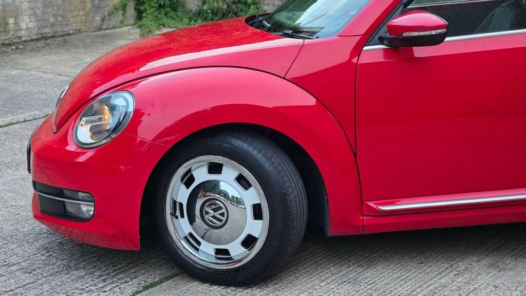 Volkswagen Beetle 1.2 L 1.2 Tsi Design Dsg Euro 5 Yellow #55